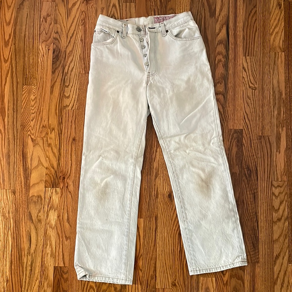Vintage Levi’s light wash jeans
